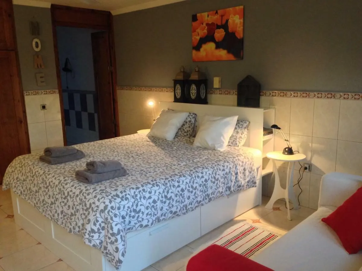 B&B Finca La Luna Azul Coín